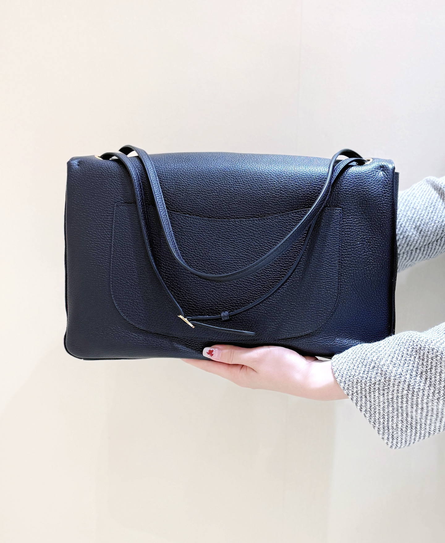 Ch@nel Maxi Flapbag , Grained Calfskin & Silver-Tone Metal, lLight-26*38.5*11CM