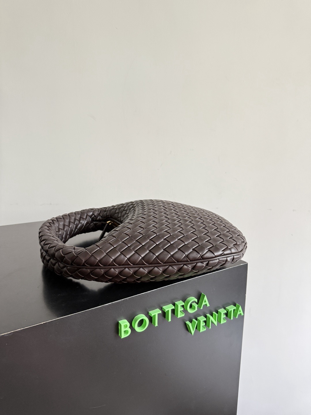 B0tt*ga Ven*ta Women
