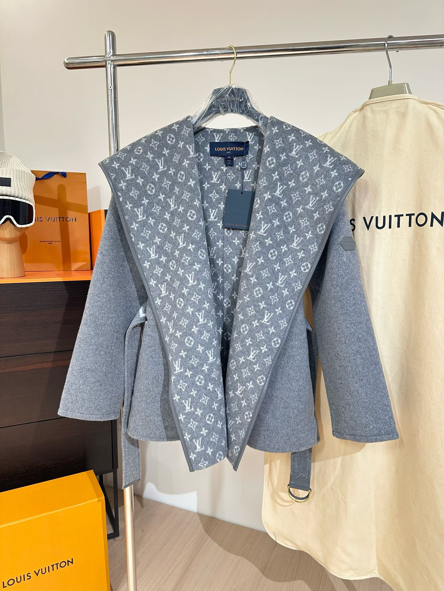 Lou*is Vuitt*on Wool Trench Coat