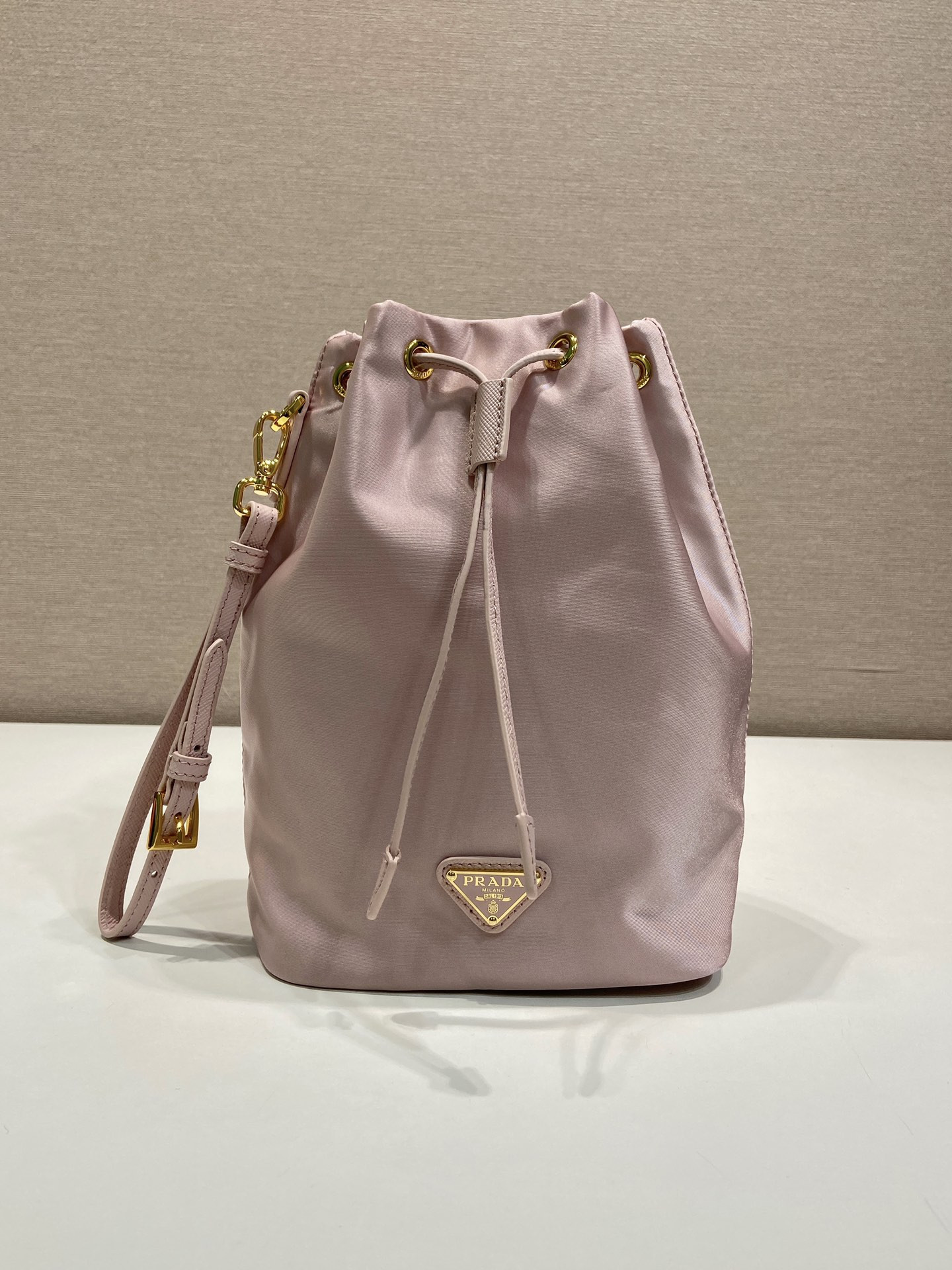 Pra*a Re-Nylon Bucket Bag-1N369-15.5*23*10CM
