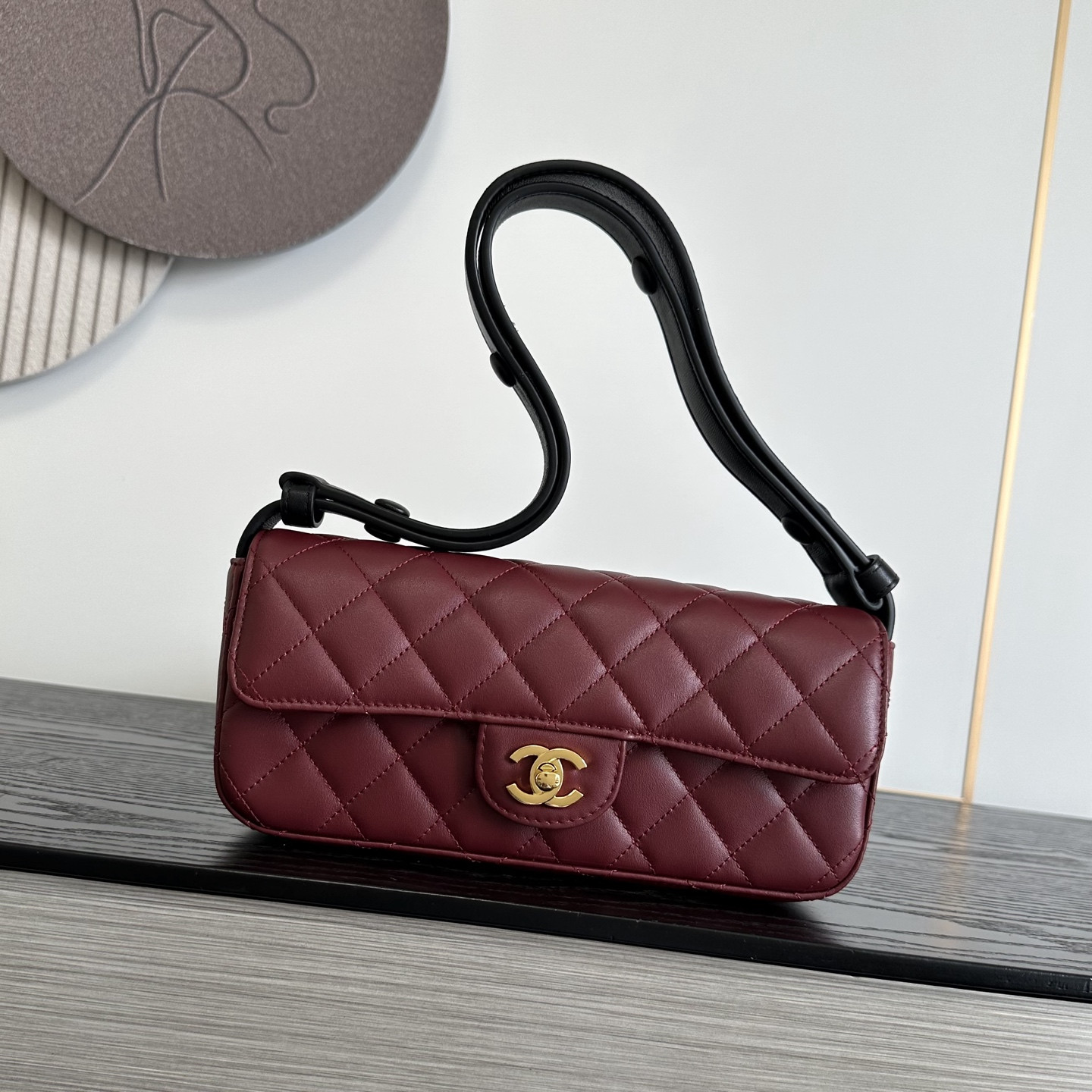 Ch@nel Leather Flap Shoulder Bag-10X25X5CM