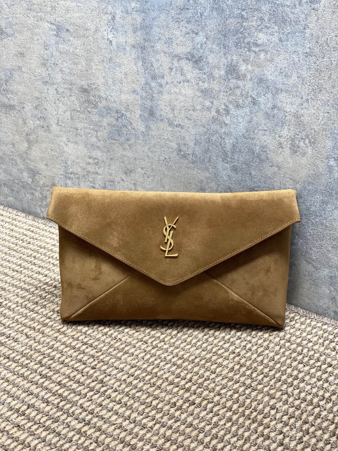 Y51 CASSANDRE Large Envelope Pouch In Suede -29.5x18x4.5CM