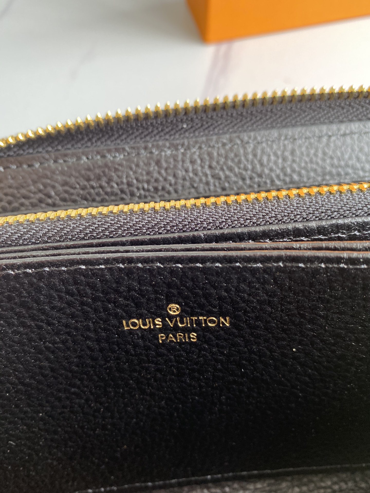 L0vis Vvtt0n Monogram Empreinte Zippy Wallet -19*10CM