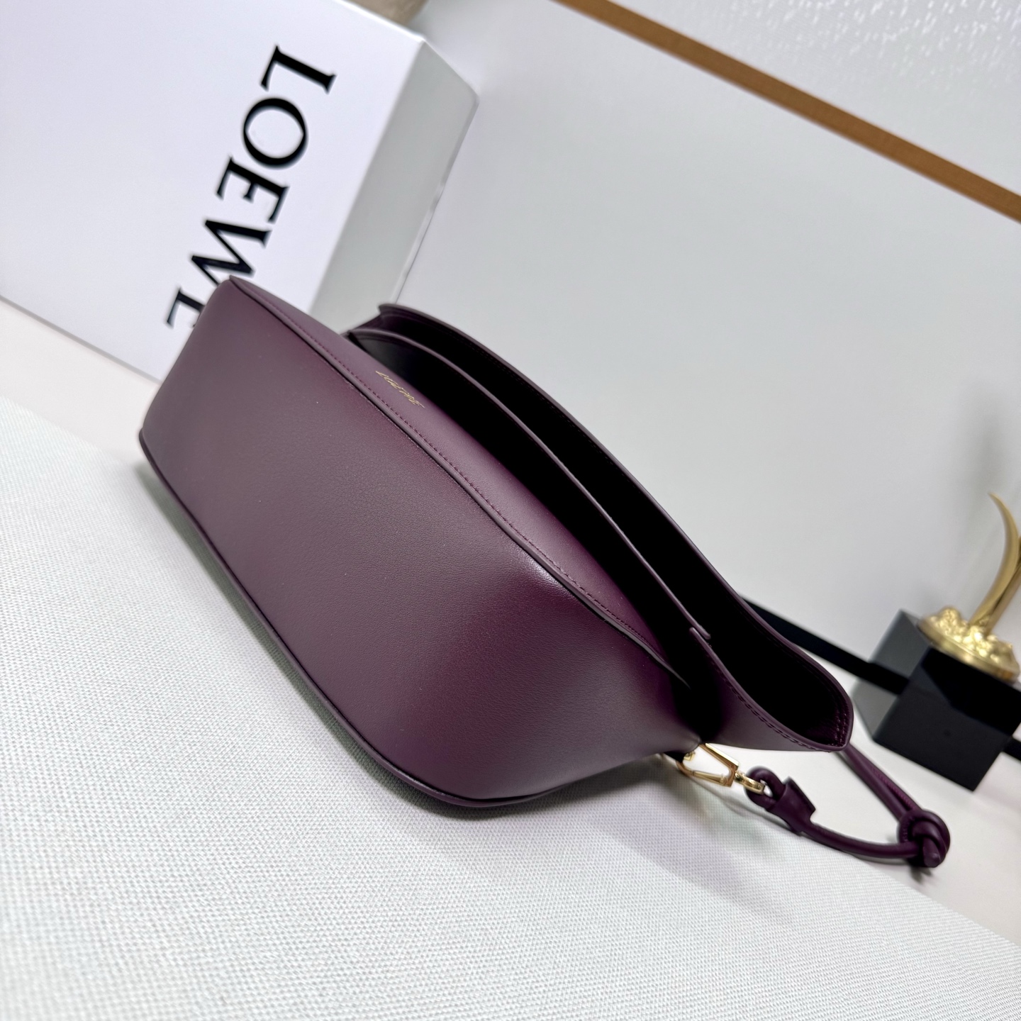 Lowee Ola Chain-Link Shoulder Bag-26*18*13CM