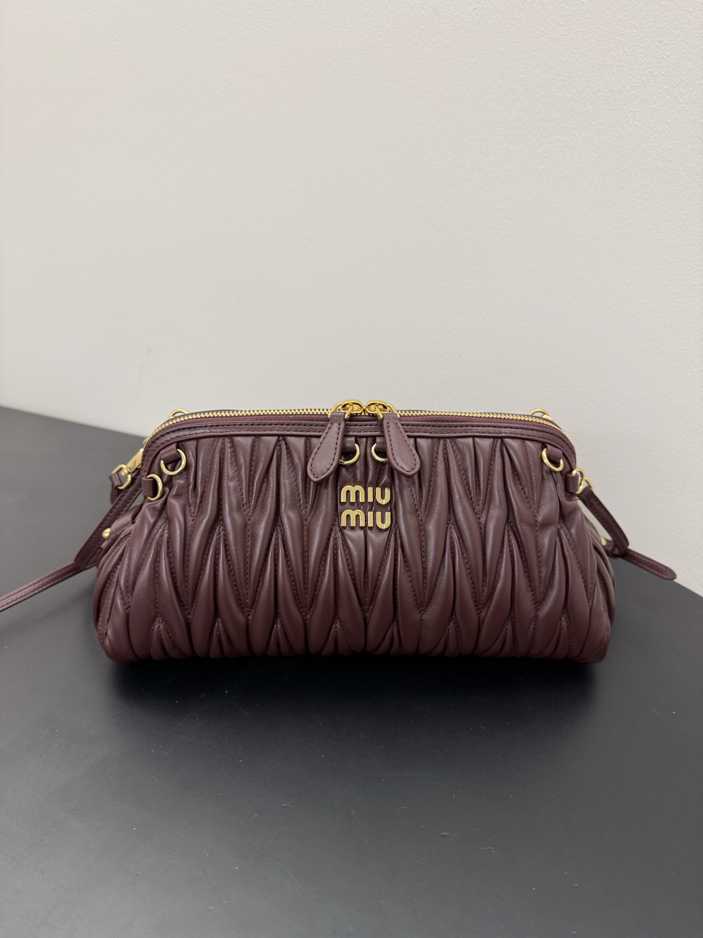 Miu Miu Matelassé Leather Clutch Bag-28* 14.5* 10CM
