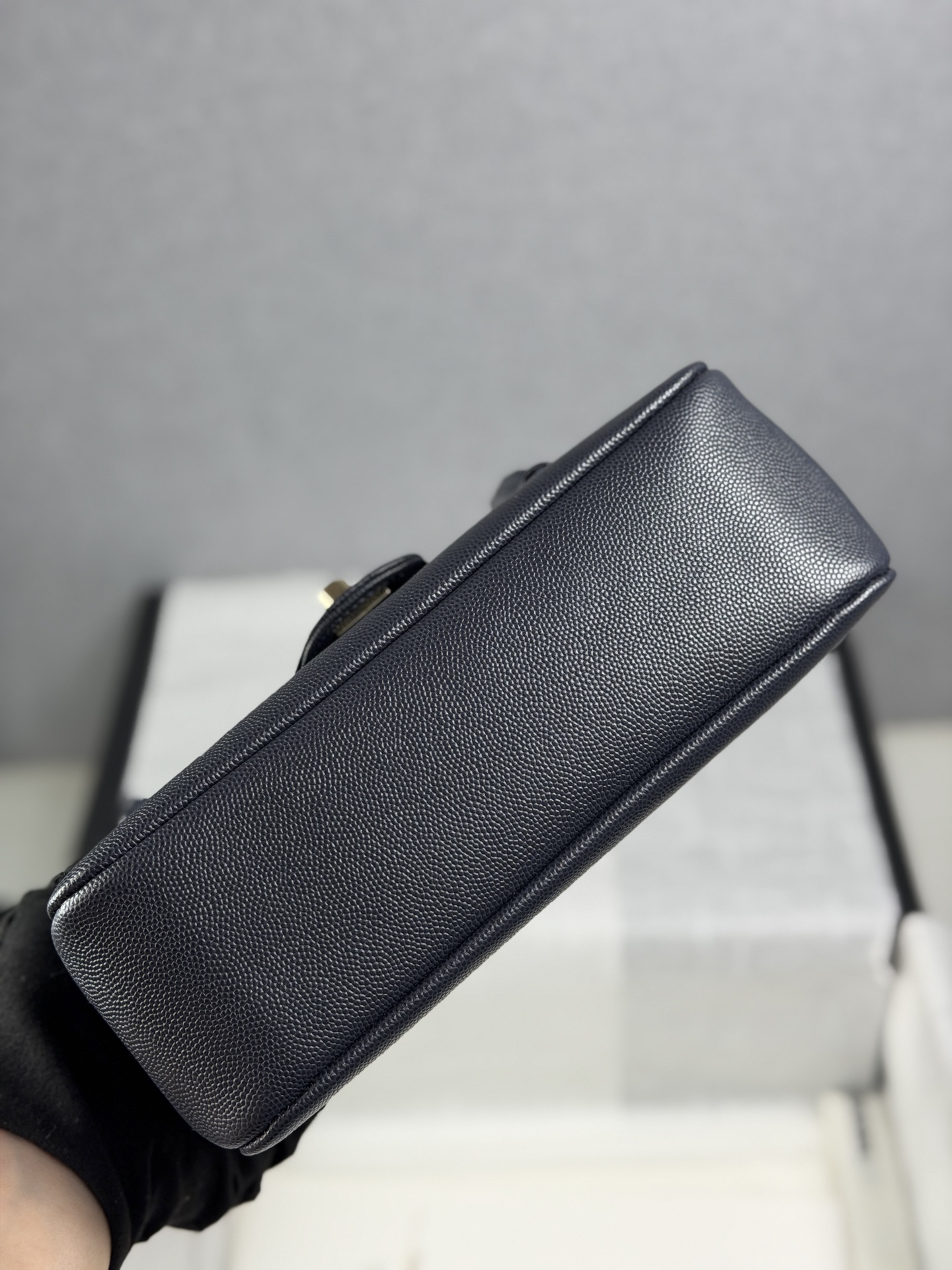 Ch@nel 22 Small Handbag-22*16*6CM