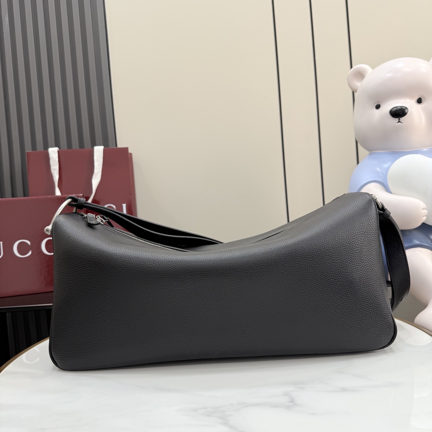 Gv*c*i Grained Leather Crossbody Bag-44*21*15CM