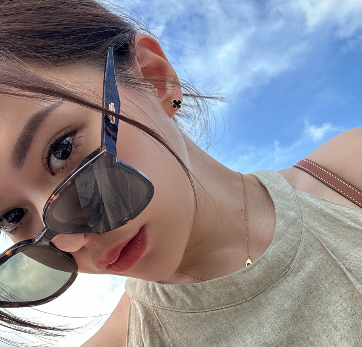 V*n Cl**f &Arpels Earring