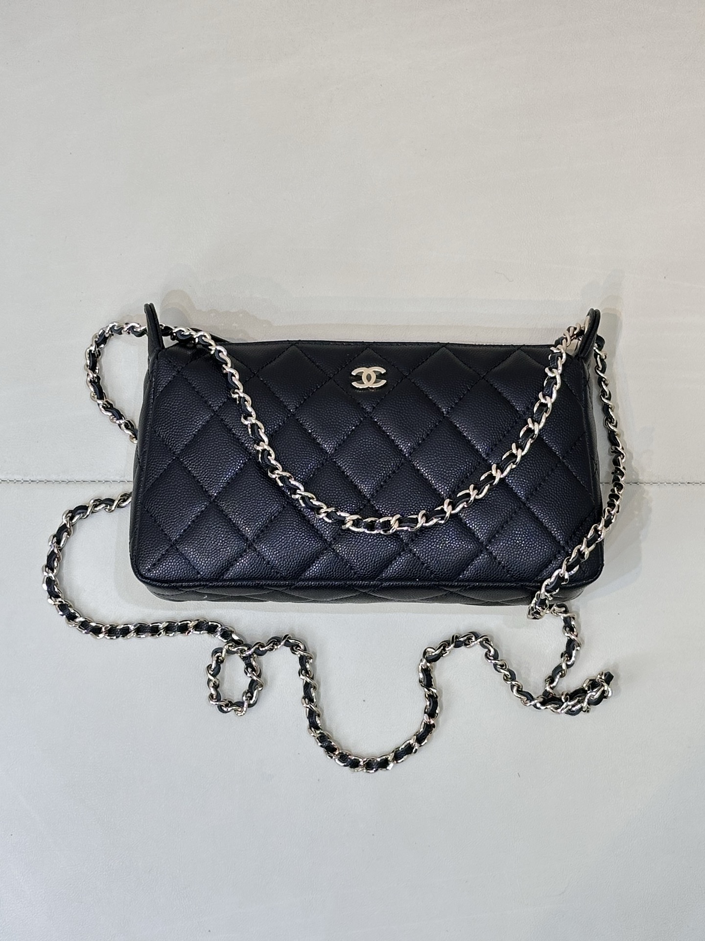 *Ch@Nel Caviar Quilted Purse With Chain Black-26*17*8CM