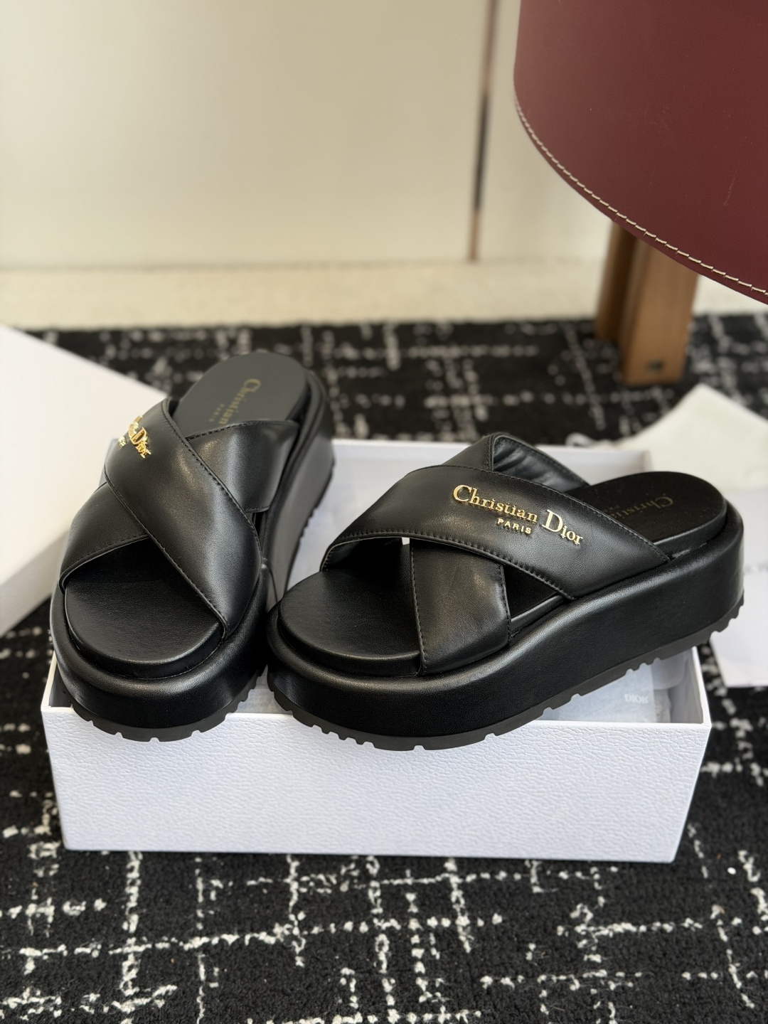 Diro Sandals