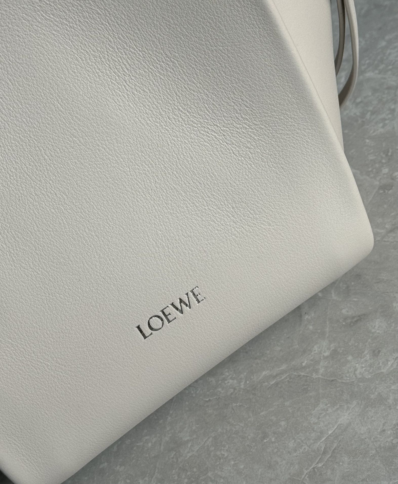 Lowee Hammock Flip Bag In Classic Calfskin-15*22.5*22CM