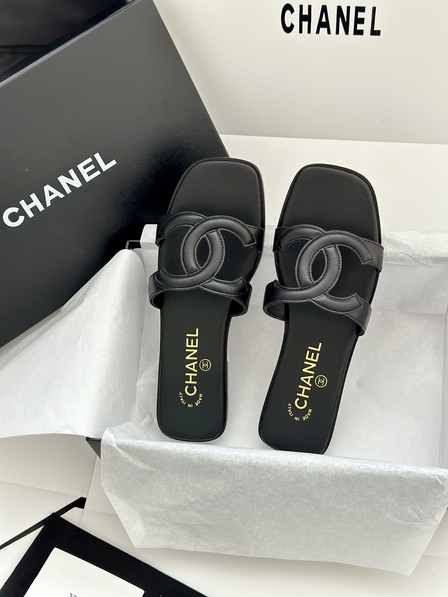 Ch@nel 2026SS Slides