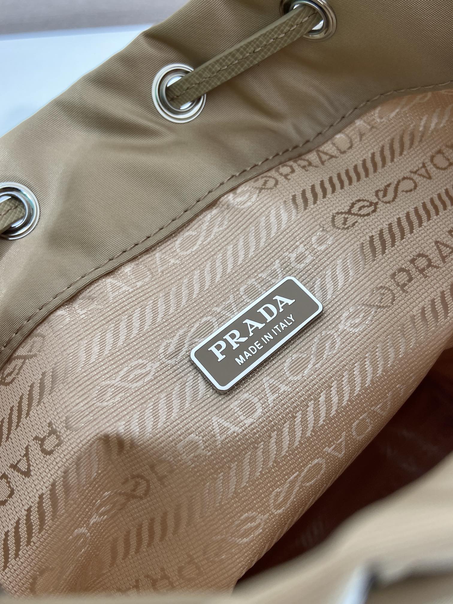 Pra*a Re-Nylon Bucket Bag-1N369-15.5*23*10CM