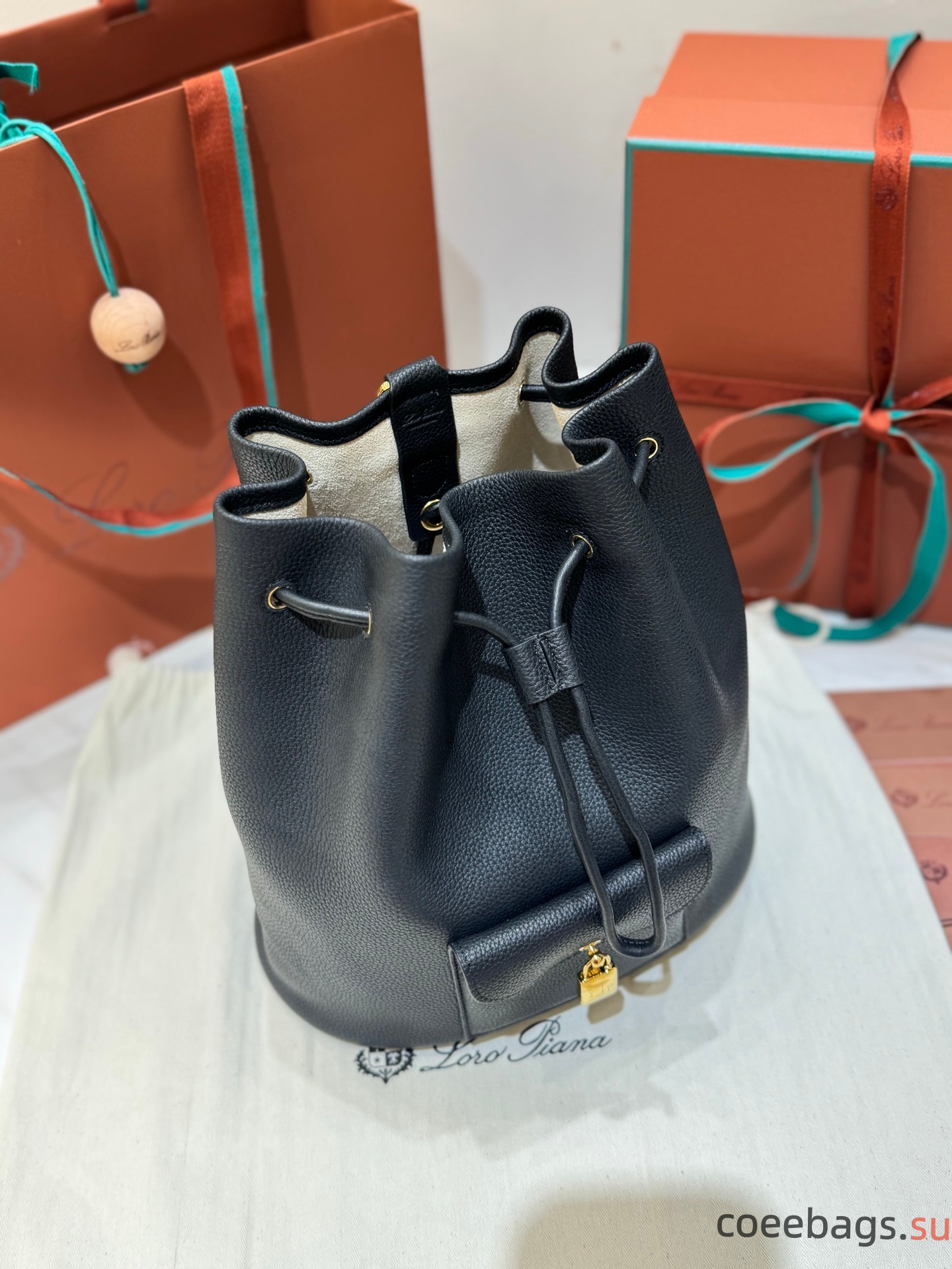 L0r0 P1ana Extra Drawstring L27 Backpack-25x 27x14CM