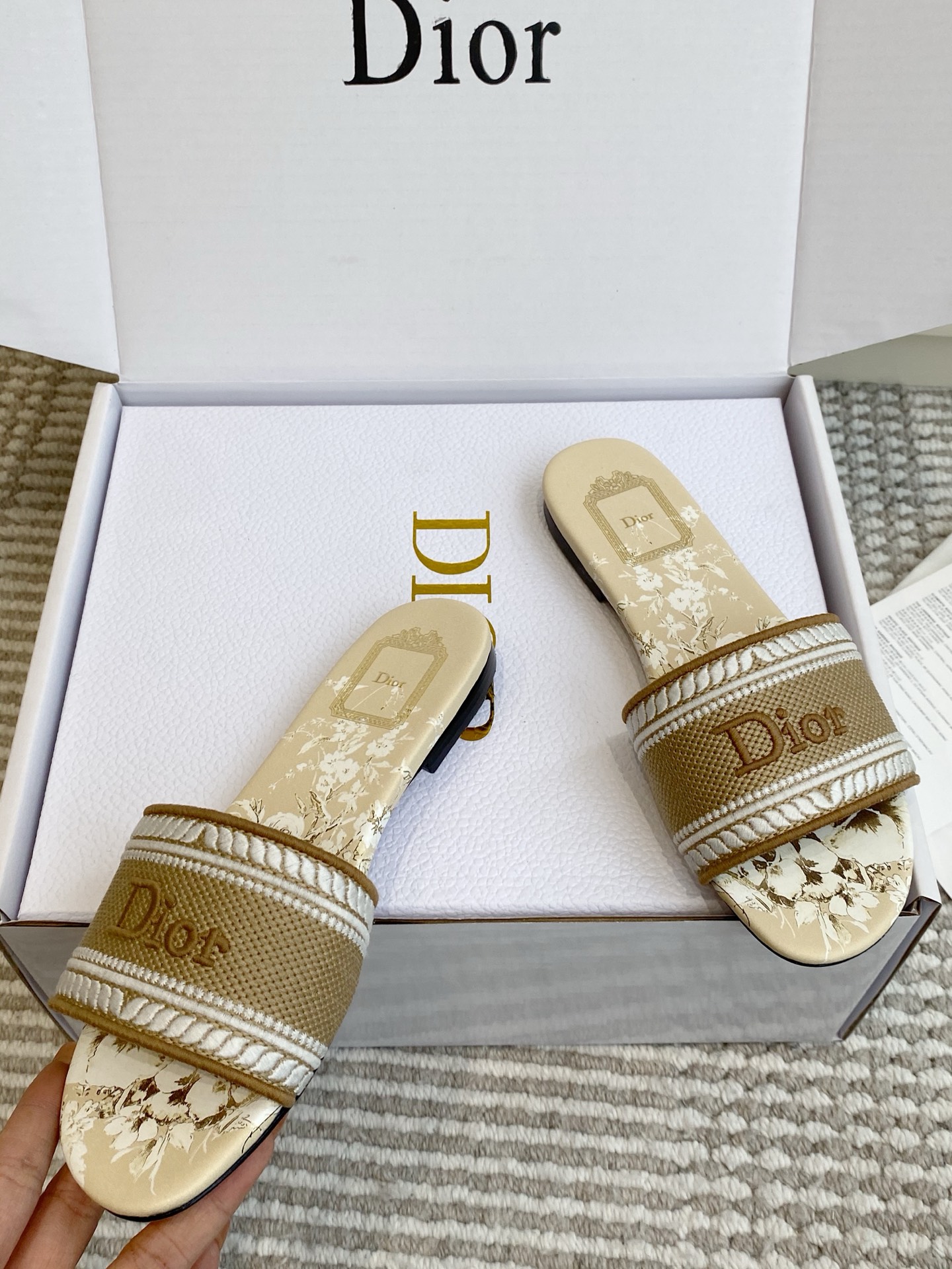Diro Slippers