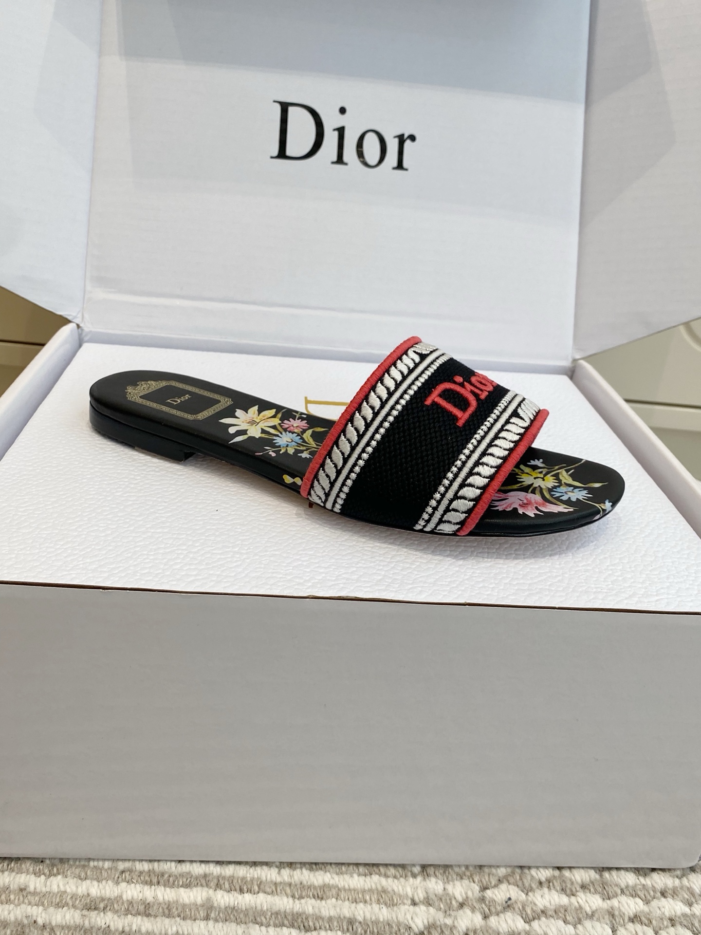 Diro Slippers
