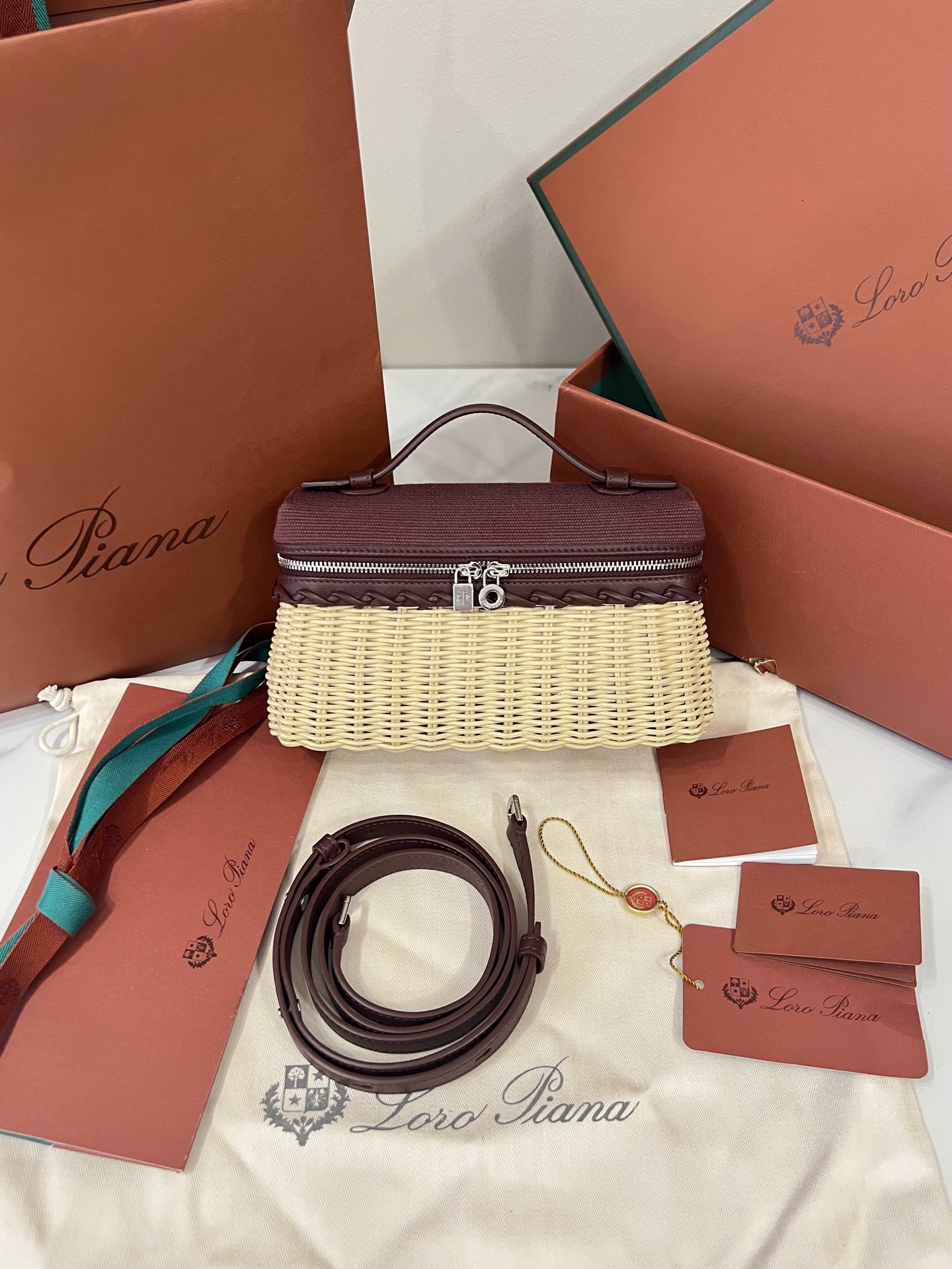L0r0 P1ana Extra pocket L19 Bag-19*7*12CM