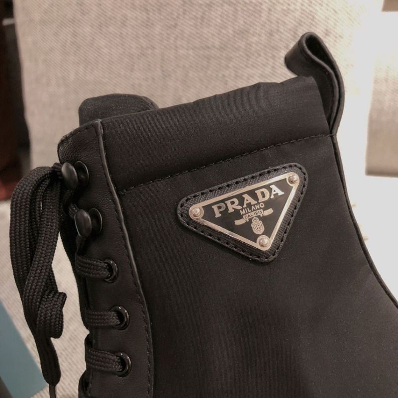 Pra*a  black high boots