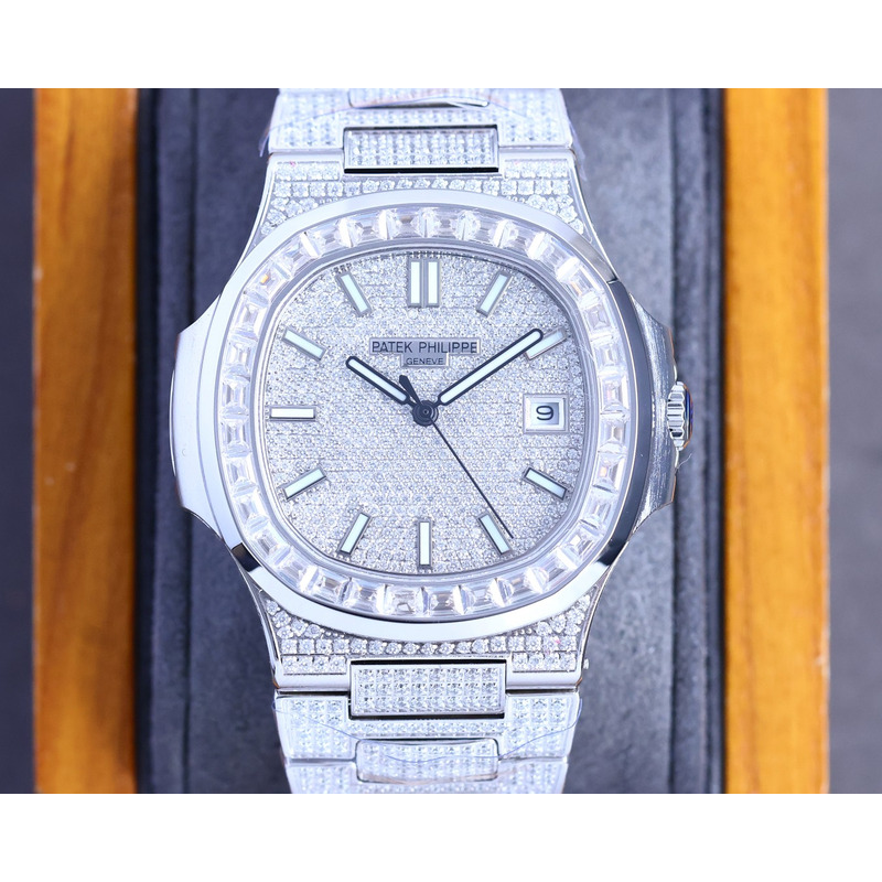 Patek Philippe Nautilus 5711 White Emerald Diamonds