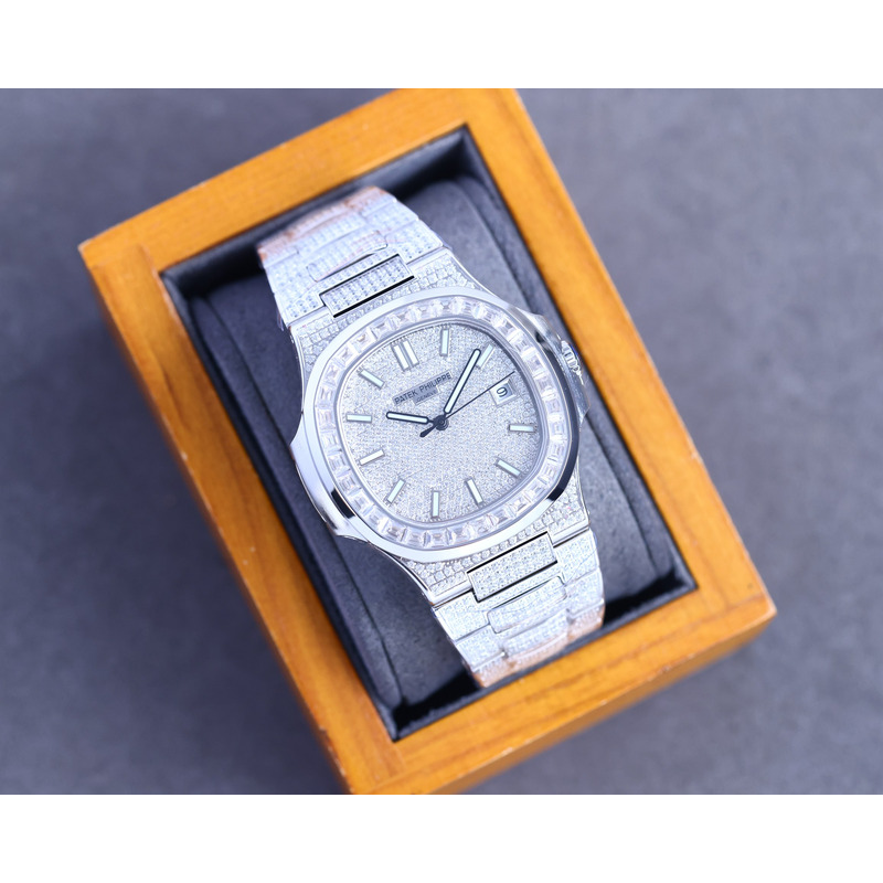 Patek Philippe Nautilus 5711 White Emerald Diamonds
