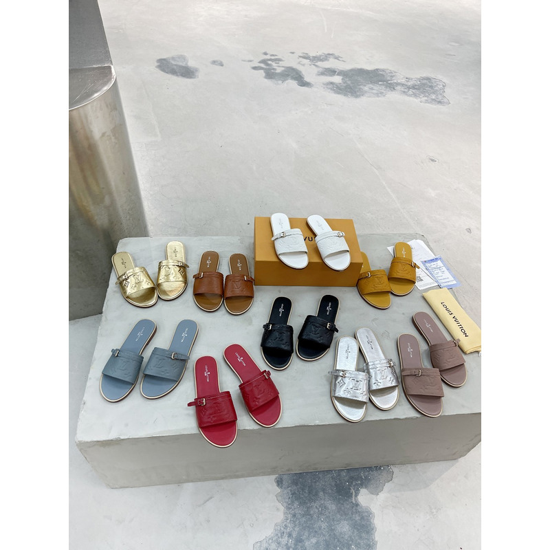 l**is V*t*n flat mules blue