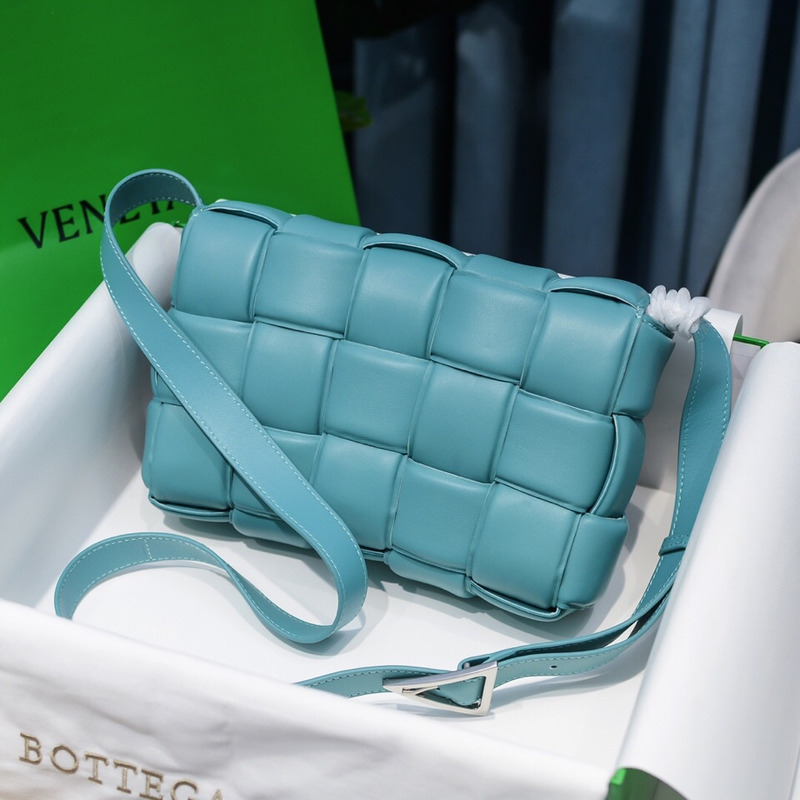Bo*te*ga ve*ne*ta padded cassette leather shoulder bag lake blue