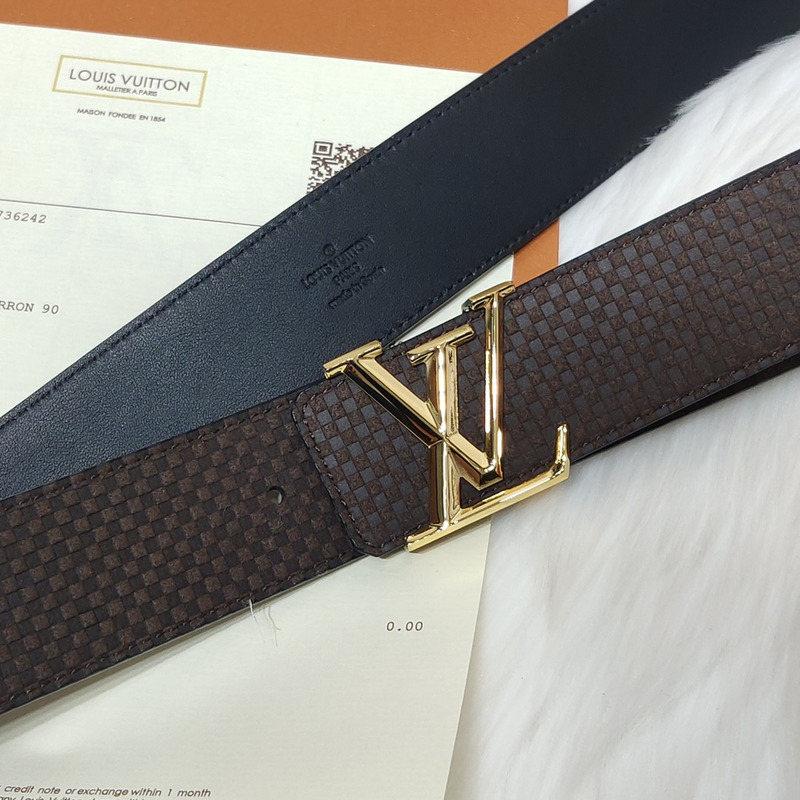 LV INITIALES 40MM BLACK LEATHER GOLD LV