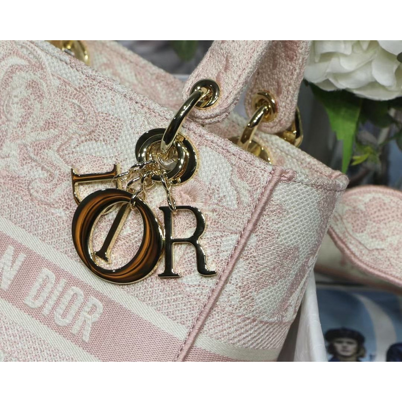 D*or lady d-lite bag rose des vents toile de jouy embroidery in light pink
