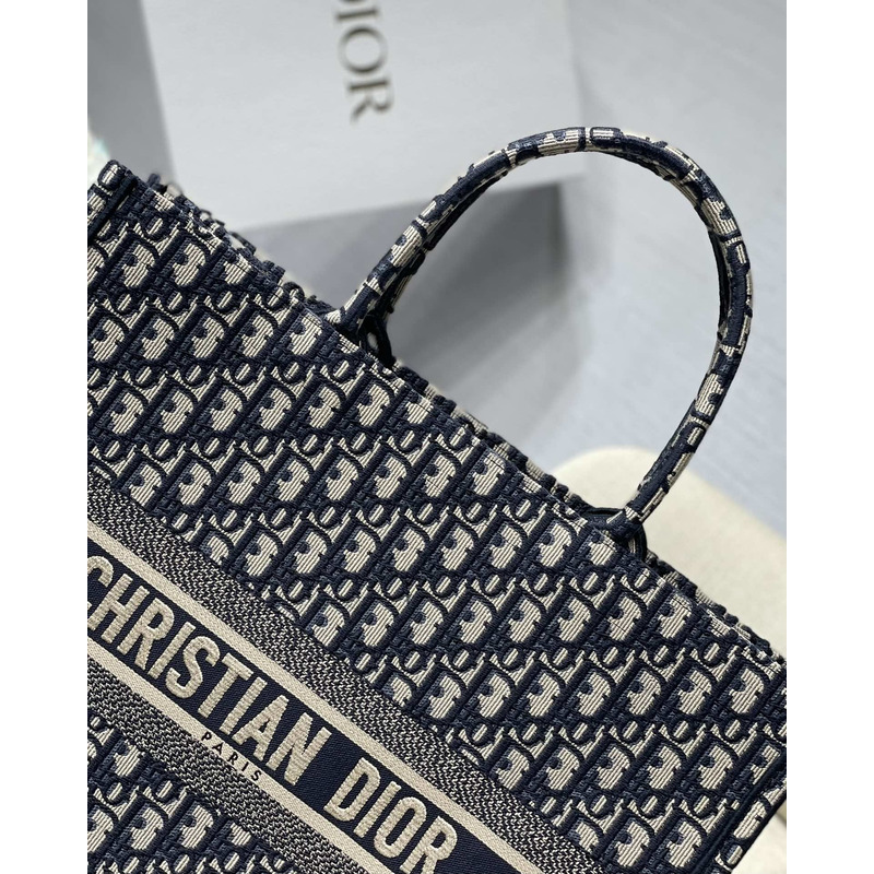 D*or large book tote oblique embroidery dark blue