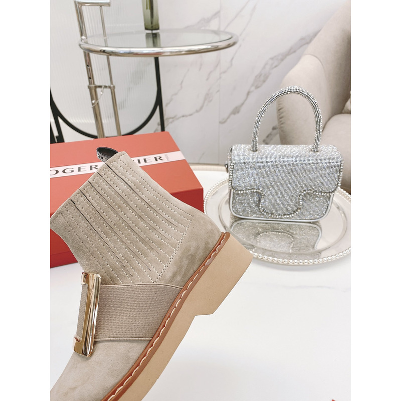 Roger Vivier Viv
