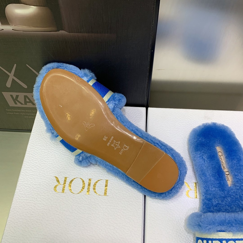 D*or chez moi slides embroidered cotton and shearling bright blue