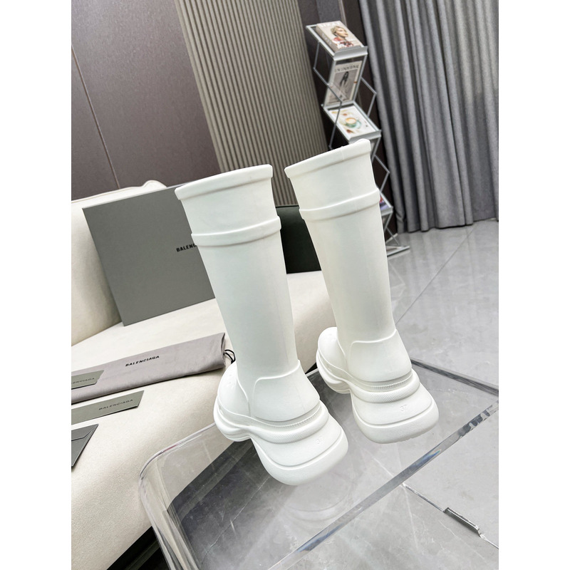 Ba*len*cia*ga x crocs rubber boot white