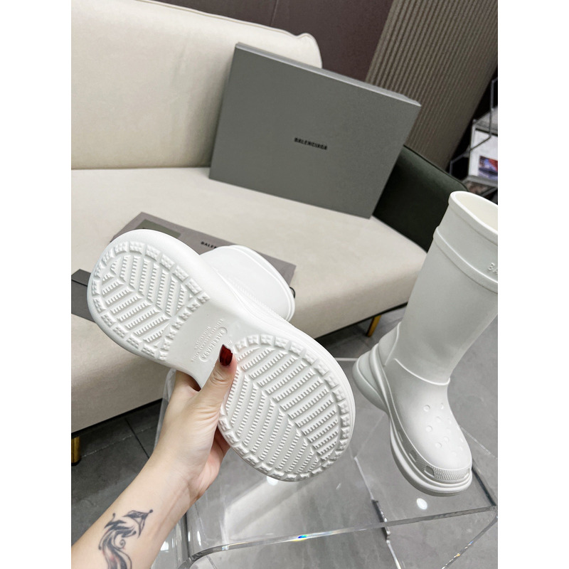 Ba*len*cia*ga x crocs rubber boot white