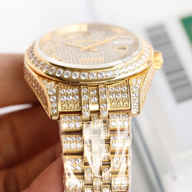 Rolex Oyster, diamonds and yellow gold