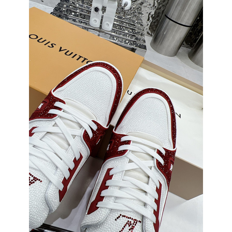 l**is V*t*n trainer #54 signature red white