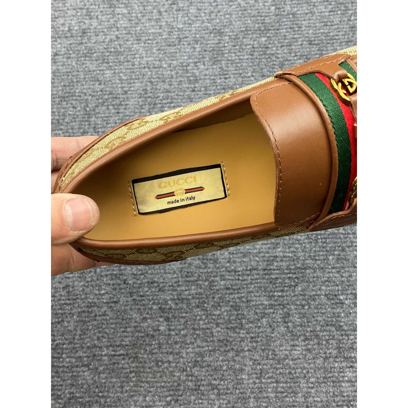 G*u*i horsebit leather loafers in brown