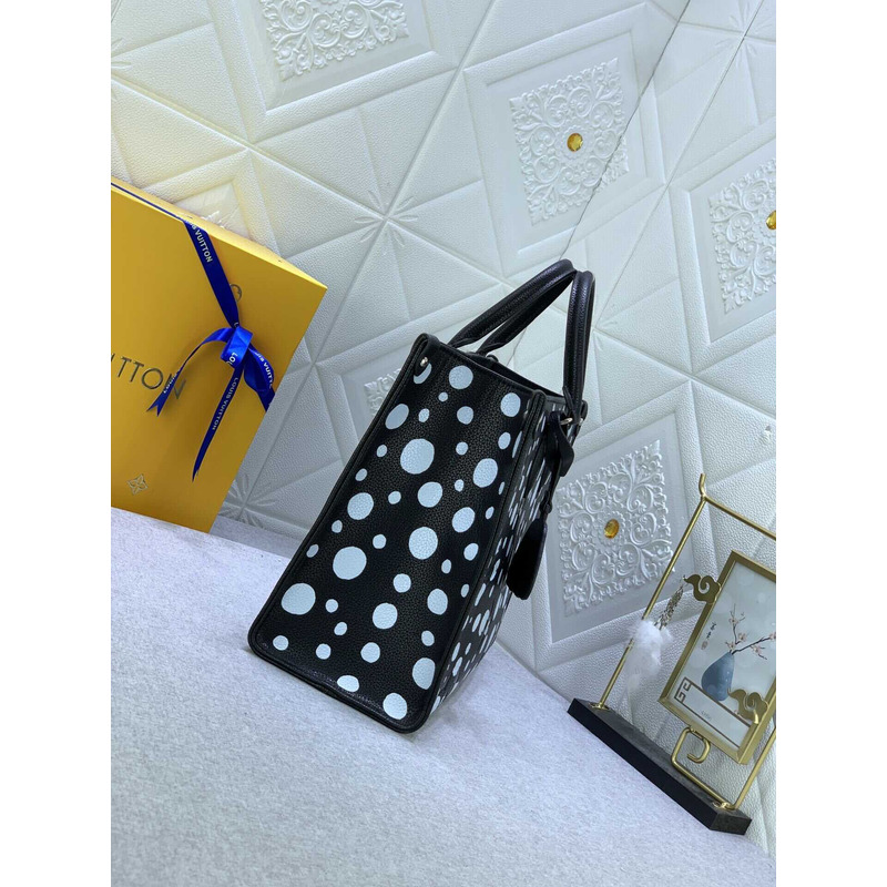 l**is V*t*n x yk onthego mm​ black