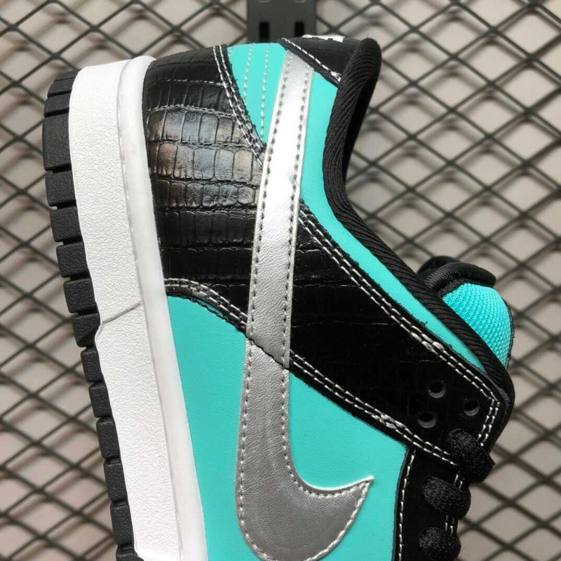 nike dunk low sb low diamond S*pply t*f*ny blue