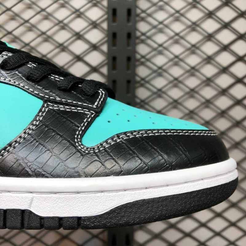 nike dunk low sb low diamond S*pply t*f*ny blue