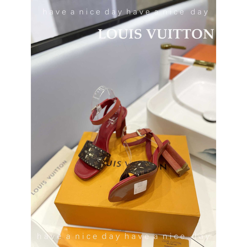 l**is V*t*n leather sandal monogram red