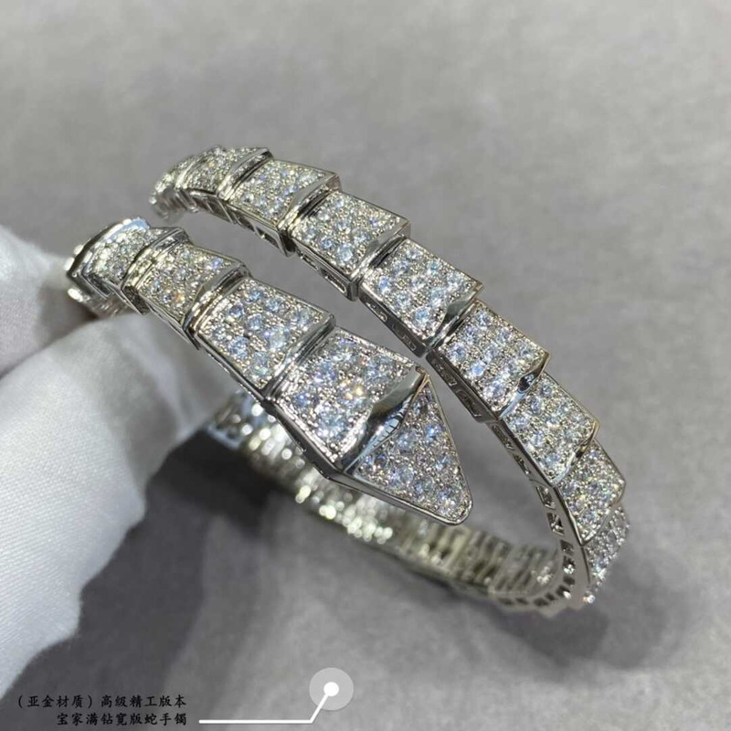 B*l*ai serpenti diamonds bracelet