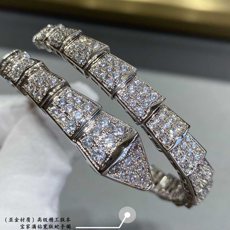 B*l*ai serpenti diamonds bracelet