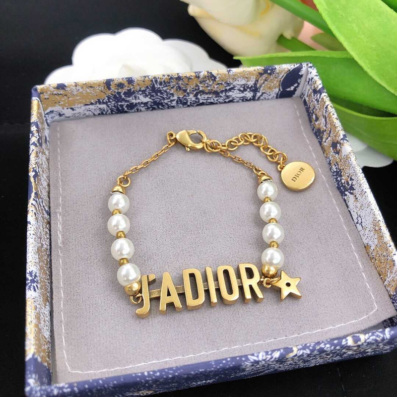 D*or j\