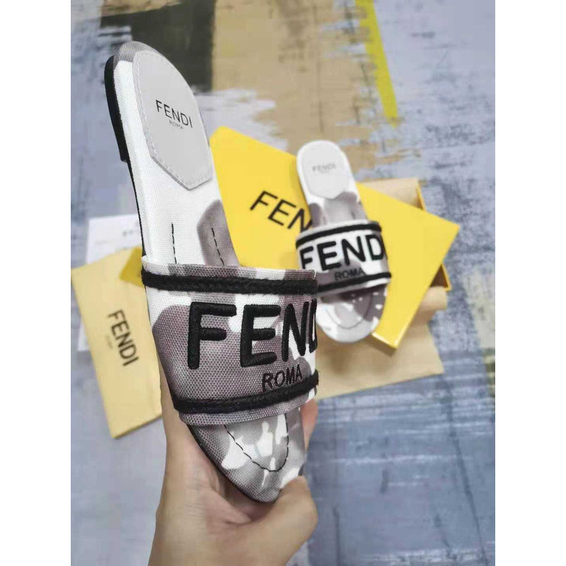 F**di sign canvas sandals black