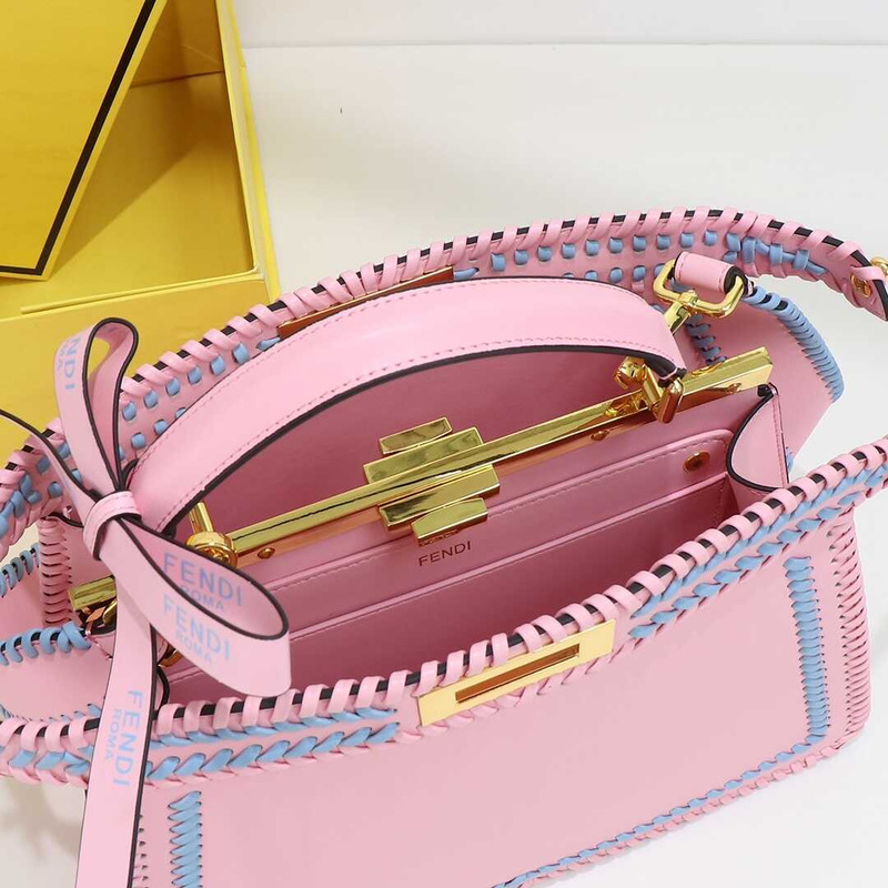 F**di peekaboo iseeu bag pink