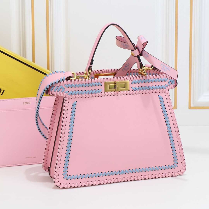 F**di peekaboo iseeu bag pink