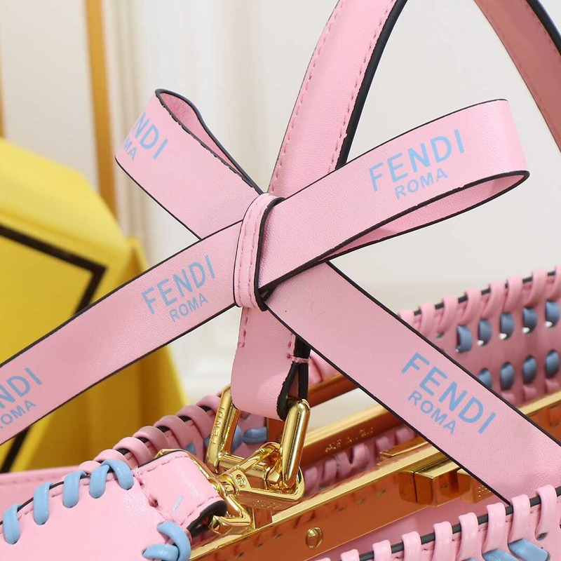 F**di peekaboo iseeu bag pink