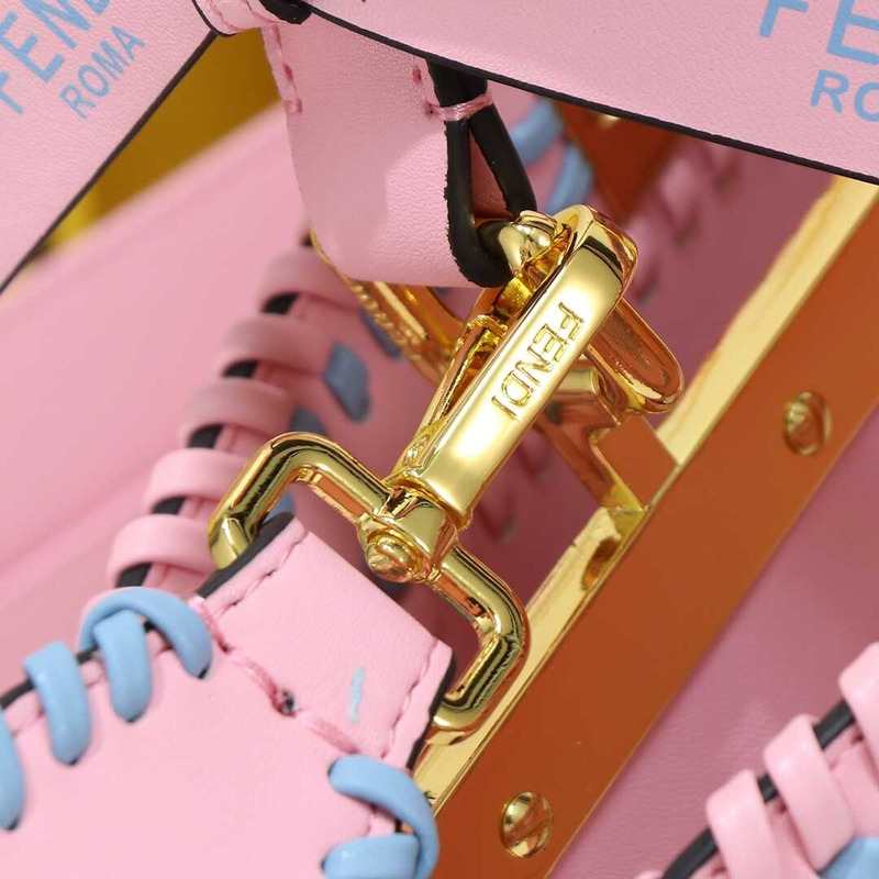 F**di peekaboo iseeu bag pink