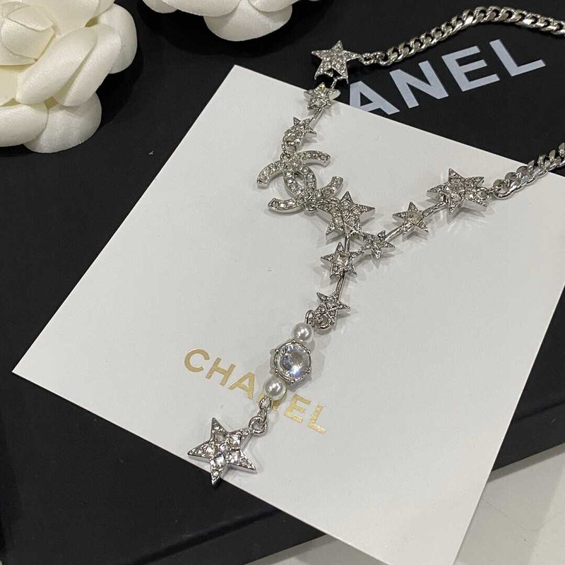 Ch*el star diamond necklace