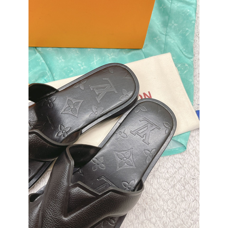 l**is V*t*n lv oasis mule sandal in black